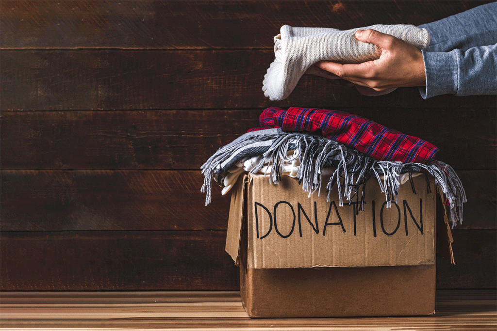 Where to donate your children clothes