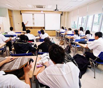 Top 10 tips for learning English outside of school or work