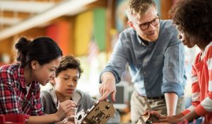 IIE mini-course All Hands On Tech! - featured