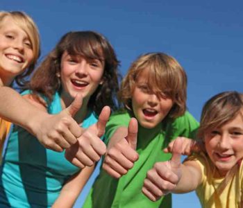 How to keep your children speaking English during the holidays